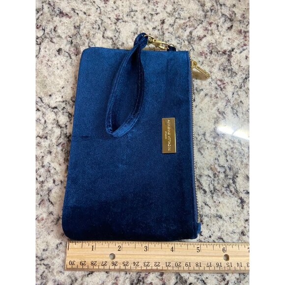 Adrienne Vittadini Studio Wristlet Clutch Blue Velvet Gray Floral Lining Retro - Picture 6 of 6